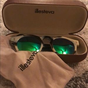 Illesteva Leonard Sunglasses